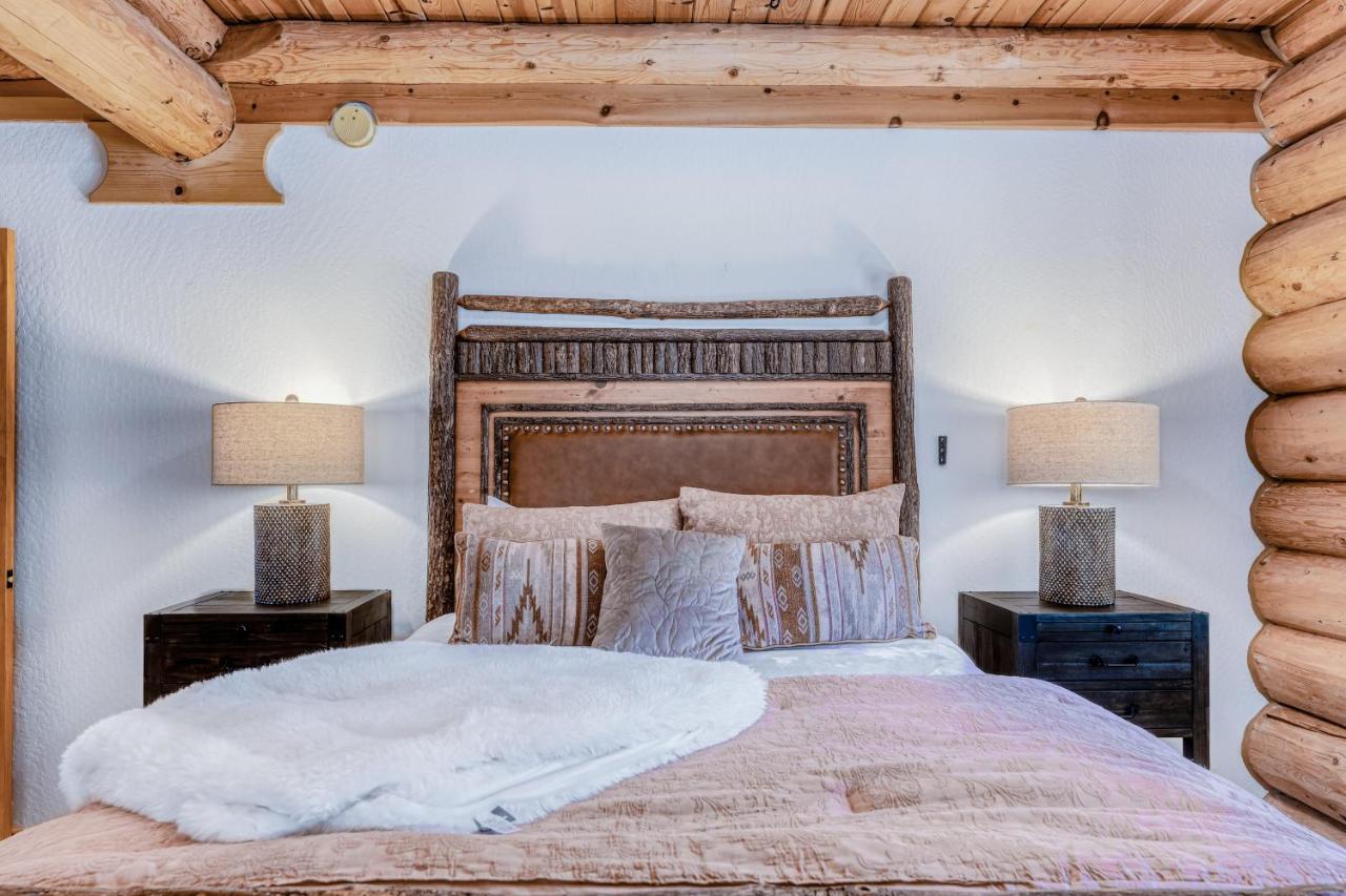 Log Cabin Estate - Falcon Ridge Truckee Extérieur photo