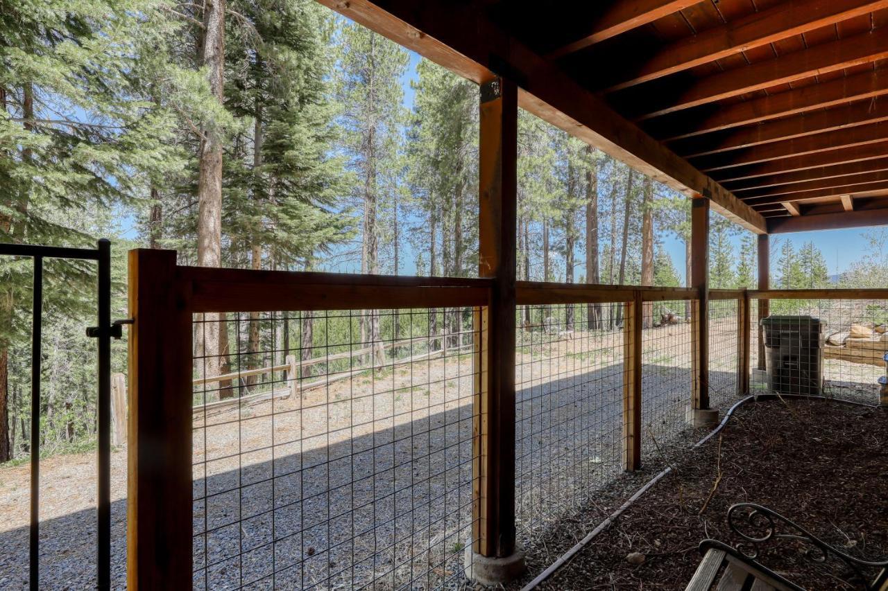 Log Cabin Estate - Falcon Ridge Truckee Extérieur photo