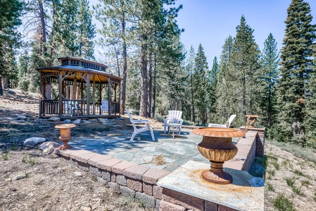 Log Cabin Estate - Falcon Ridge Truckee Extérieur photo
